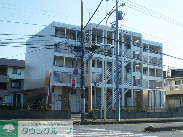 レオパレスエスポワールの物件外観写真